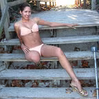 Eve Amputee