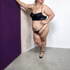 BBW HOT LATIN 🎉🥂