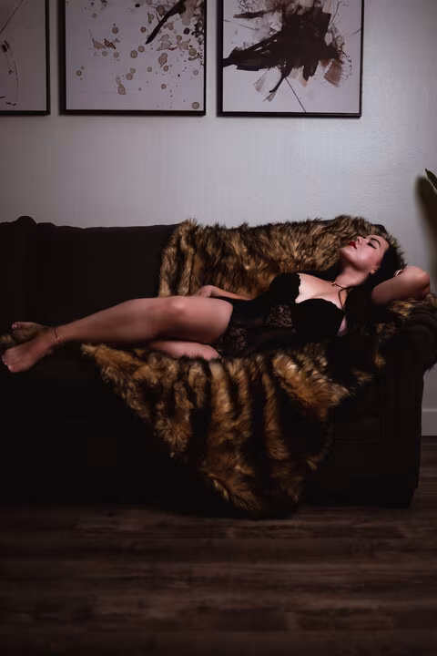 Scarlett Marié