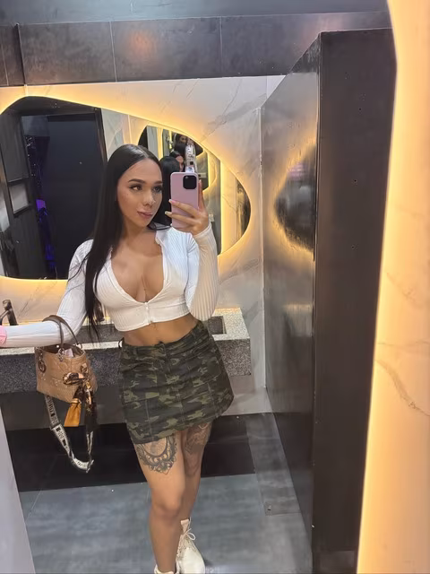 Salomé Cortés ✨QUEEN OF c u m ON OF 💦☔️